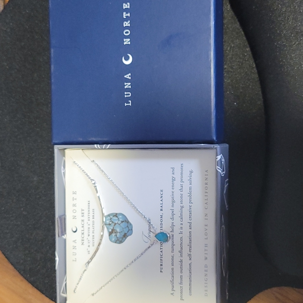 Luna Norte necklace set
